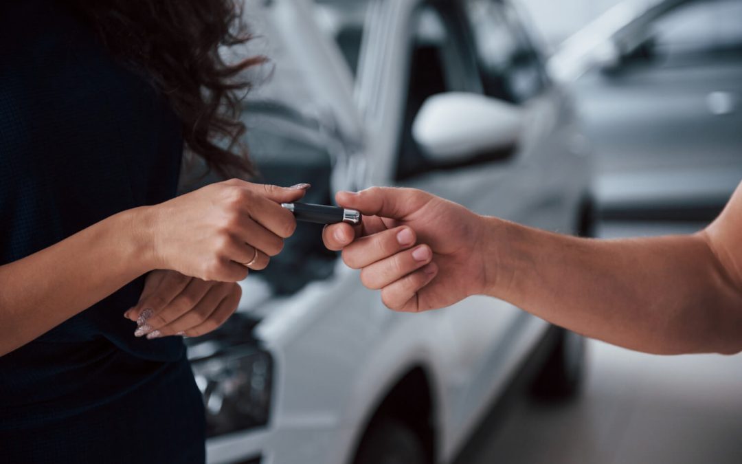 7 benefits of small car hire